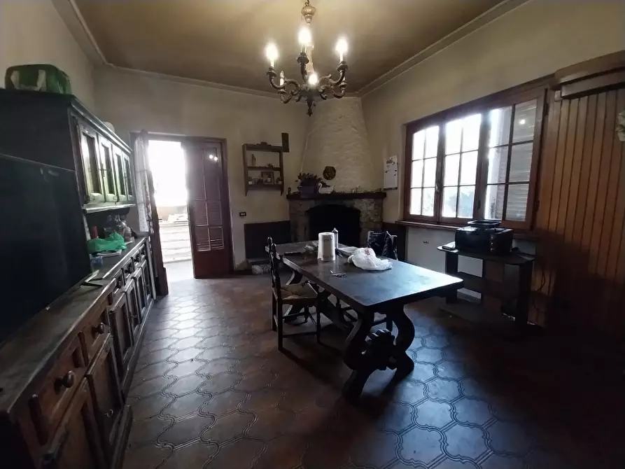 Immagine 9 di Villa in vendita  in Via Oberdan a Camaiore