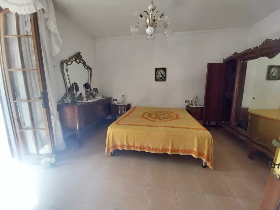 Immagine 14 di Villa in vendita  in Viale Giacomo Puccini a Viareggio