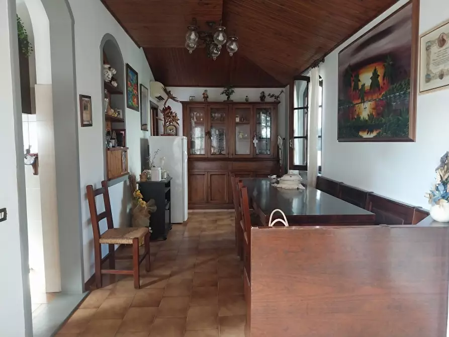 Immagine 15 di Villa in vendita  in Viale Giacomo Puccini a Viareggio