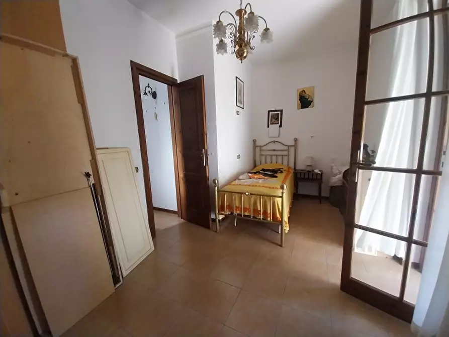 Immagine 23 di Villa in vendita  in Viale Giacomo Puccini a Viareggio