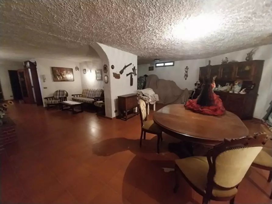 Immagine 29 di Villa in vendita  in Viale Giacomo Puccini a Viareggio