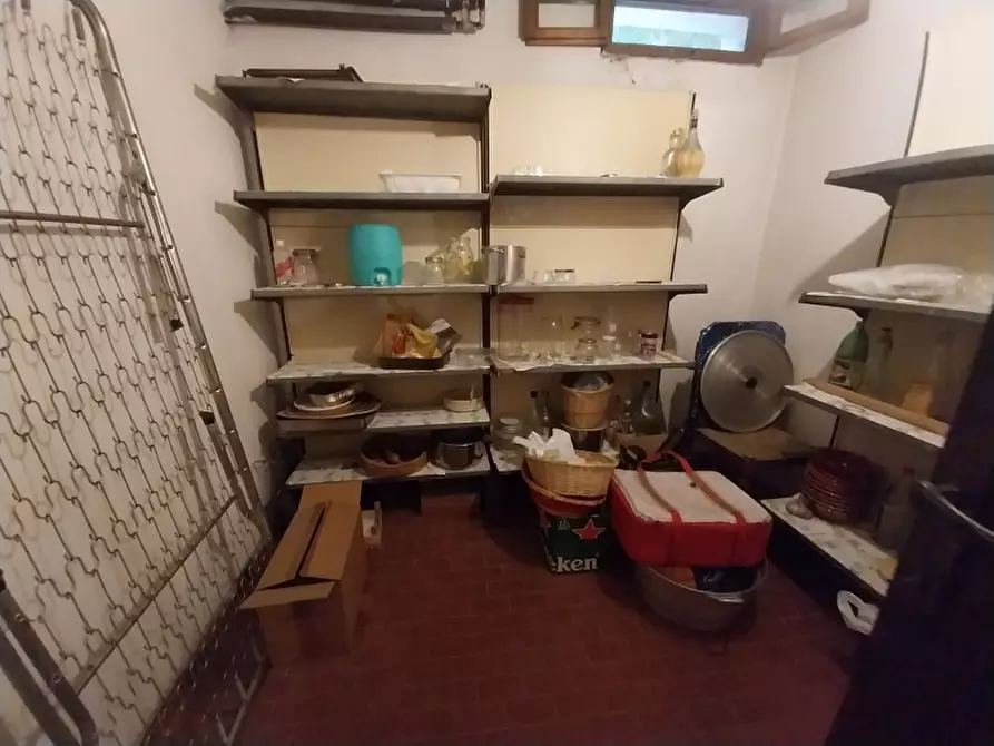 Immagine 34 di Villa in vendita  in Viale Giacomo Puccini a Viareggio