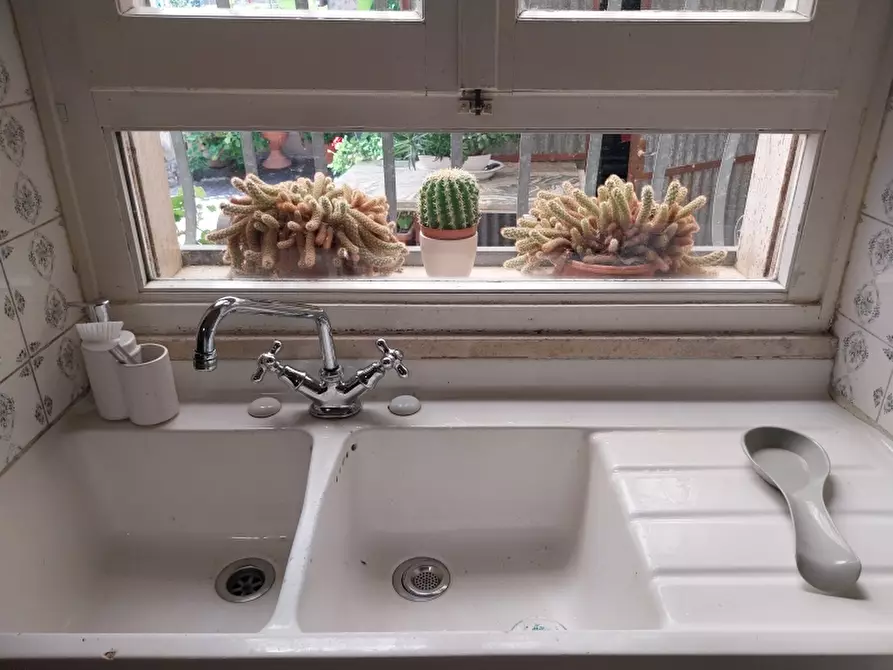 Immagine 14 di Casa indipendente in vendita  in Via carignoni a Camaiore