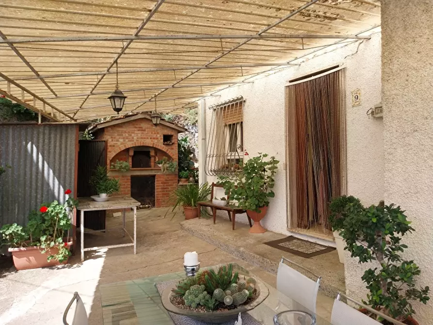 Immagine 11 di Casa indipendente in vendita  in Via carignoni a Camaiore