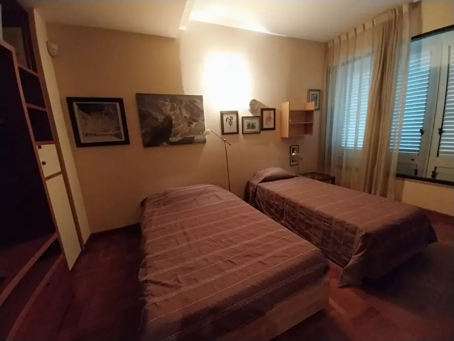 Immagine 12 di Casa bifamiliare in vendita  in Via Bassagrande a Carrara