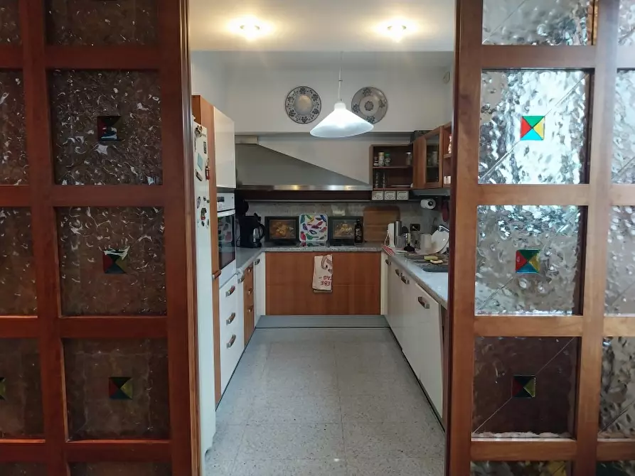 Immagine 3 di Casa bifamiliare in vendita  in Via Bassagrande a Carrara