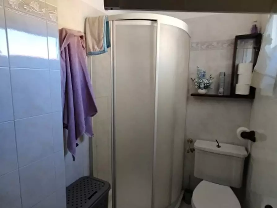 Immagine 13 di Appartamento in vendita  in Viale zaccagna a Carrara