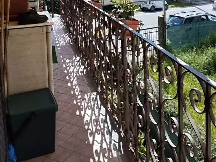 Immagine 16 di Appartamento in vendita  in Viale zaccagna a Carrara