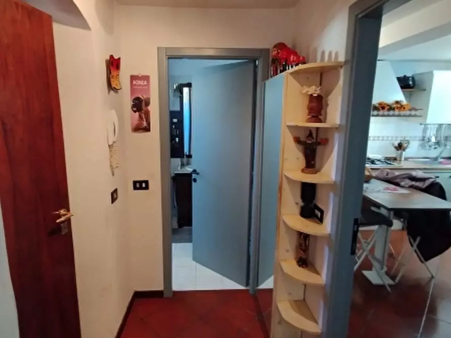 Immagine 19 di Appartamento in vendita  in Viale zaccagna a Carrara