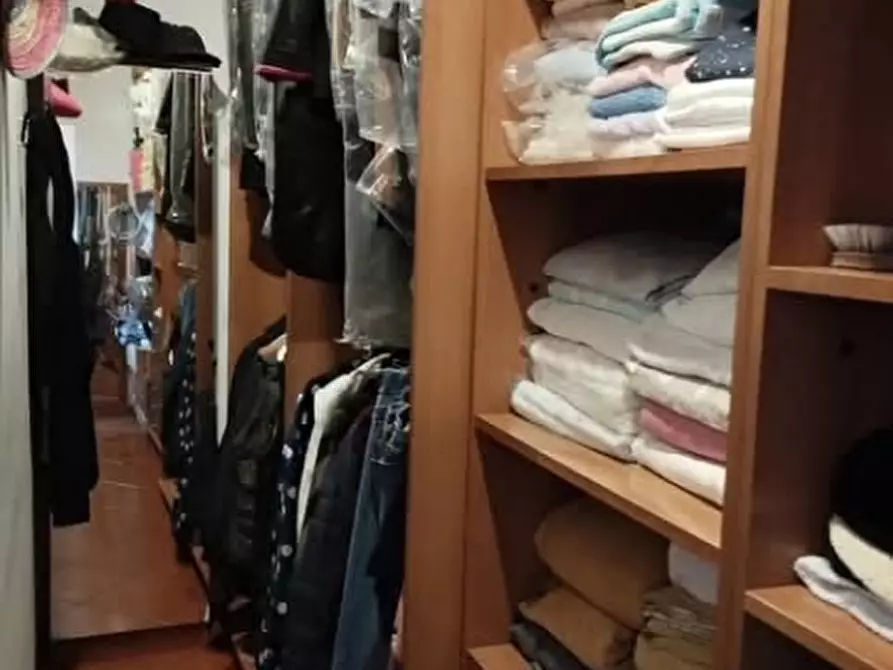 Immagine 8 di Appartamento in vendita  in Viale zaccagna a Carrara