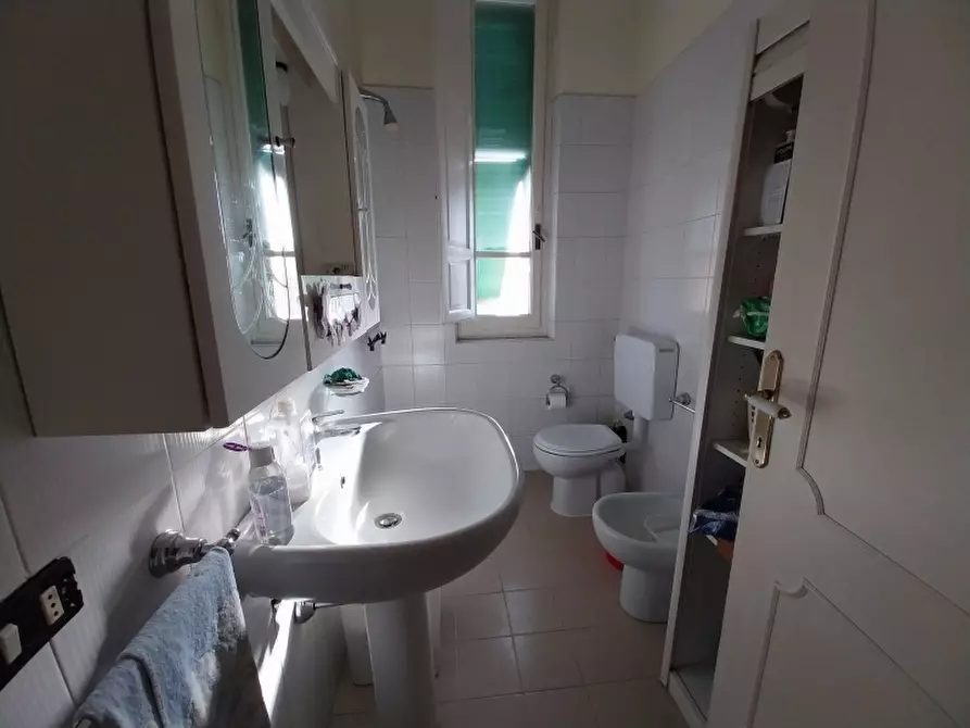 Immagine 12 di Casa semindipendente in vendita  in Via vaiana 5 a Pietrasanta