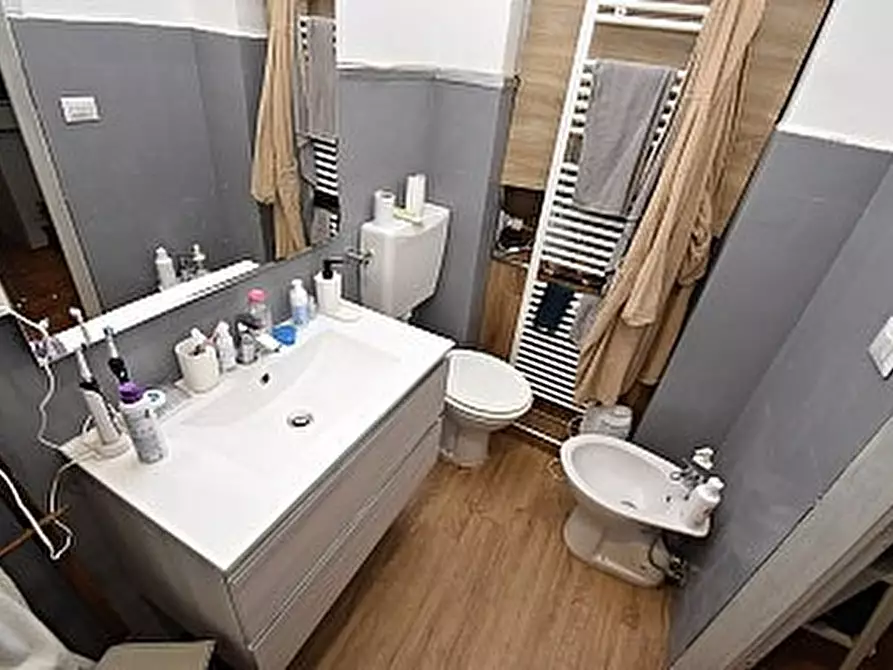 Immagine 6 di Casa semindipendente in vendita  in via colletto zacconi a Pietrasanta