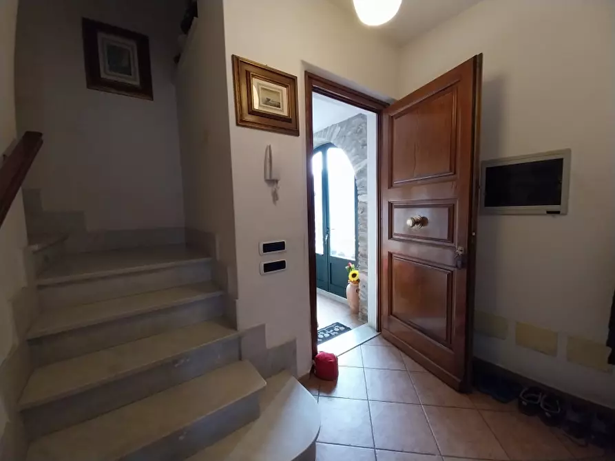 Immagine 23 di Villa in vendita  in Via comunale di retignano 1259 a Stazzema