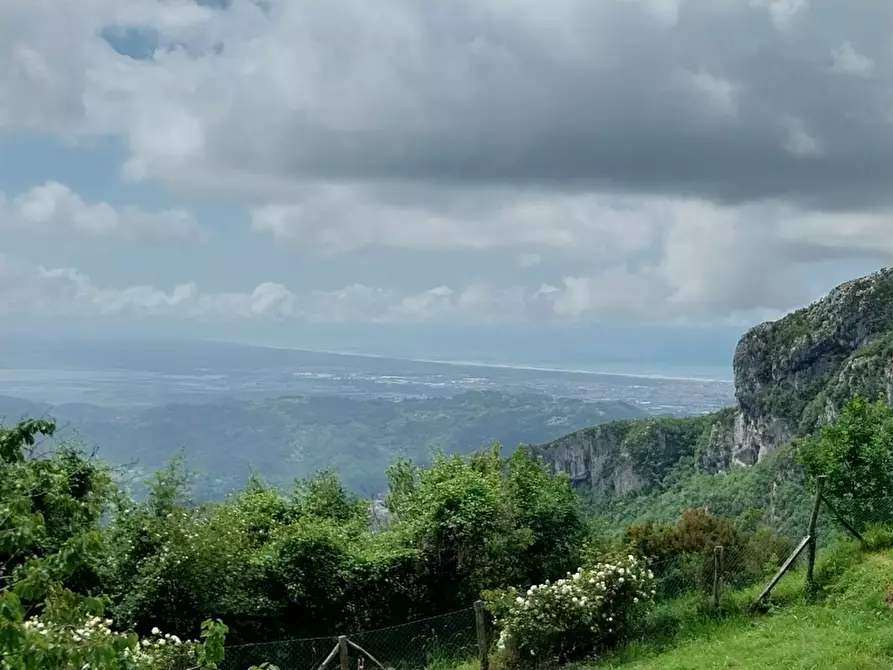 Immagine 5 di Baita in vendita  in via trescolli a Camaiore