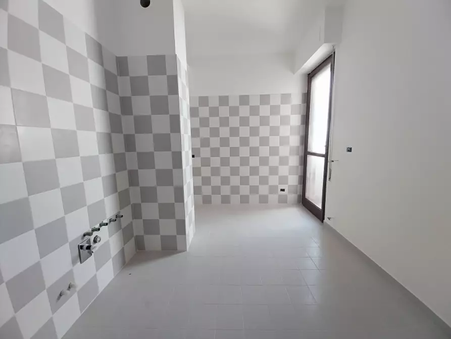 Immagine 1 di Appartamento in affitto  in Via Muttini 44 a Carrara