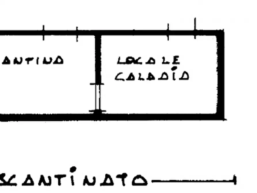 Immagine 27 di Villa in vendita  a Carrara