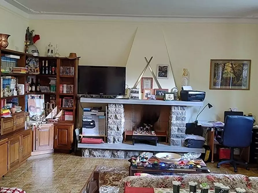 Immagine 16 di Casa indipendente in vendita  in Via Provinciale 4 a Camaiore