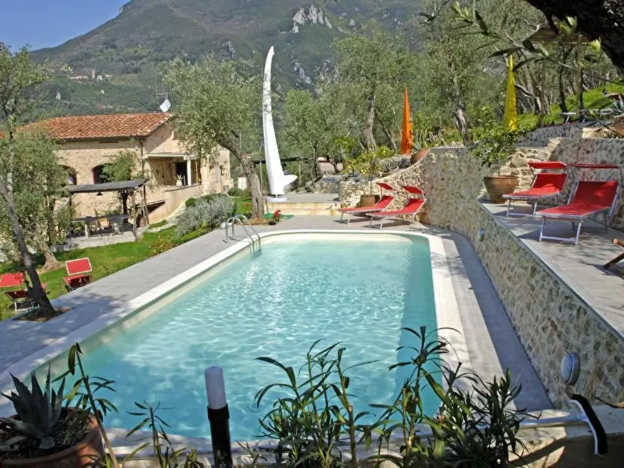 Immagine 25 di Villa in vendita  in Via Misciano a Camaiore