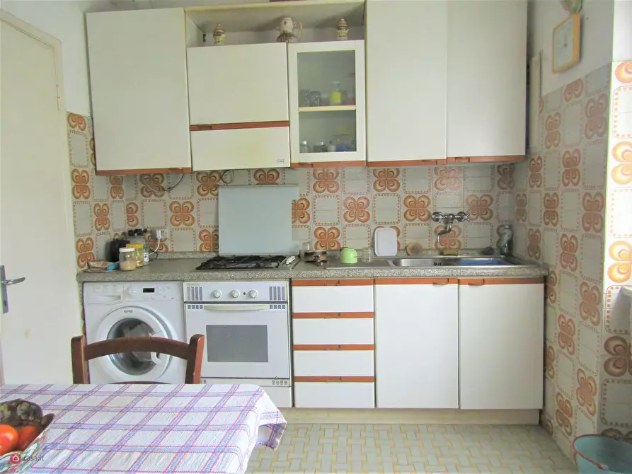 Immagine 2 di Appartamento in vendita  in Via Carriona a Carrara