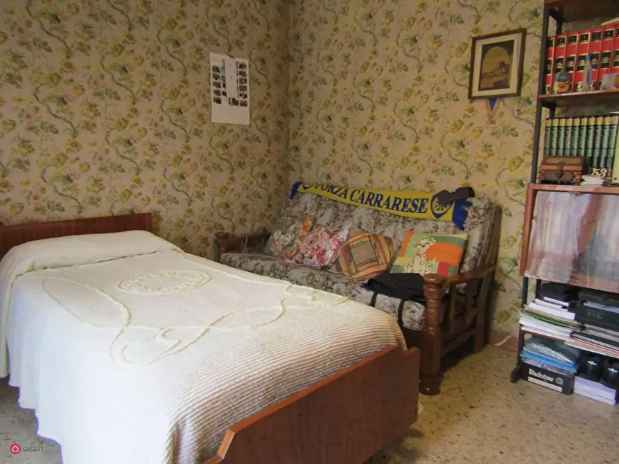 Immagine 7 di Appartamento in vendita  in Via Carriona a Carrara