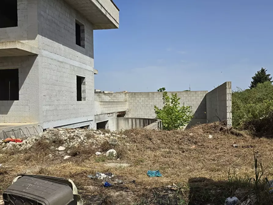 Immagine 24 di Locale commerciale in vendita  in Via Catanzaro snc a Lecce