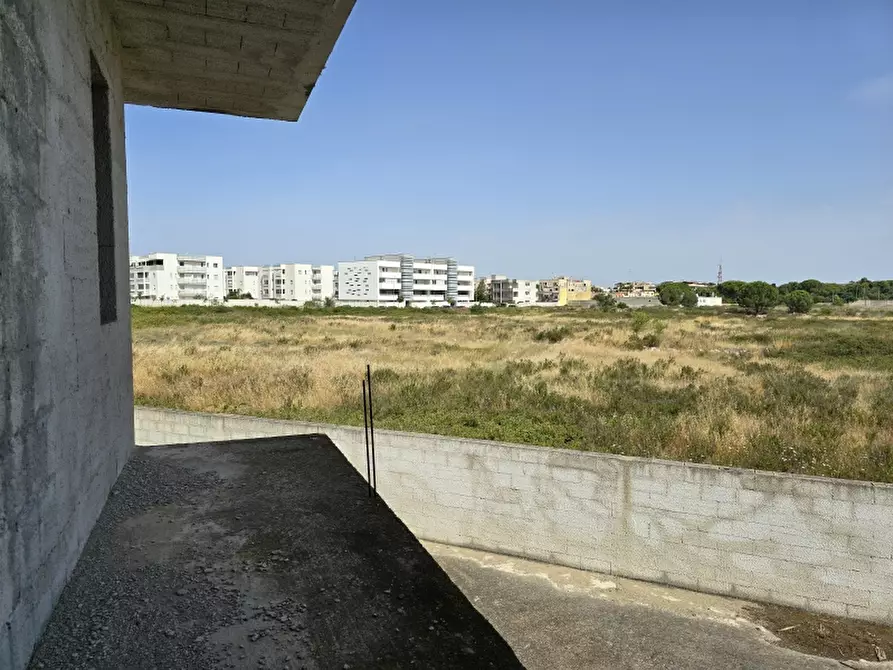 Immagine 20 di Locale commerciale in vendita  in Via Catanzaro snc a Lecce