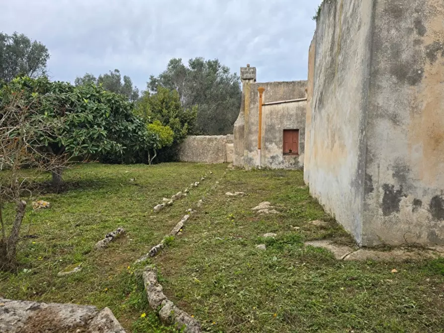 Immagine 24 di Rustico / casale in vendita  a Squinzano