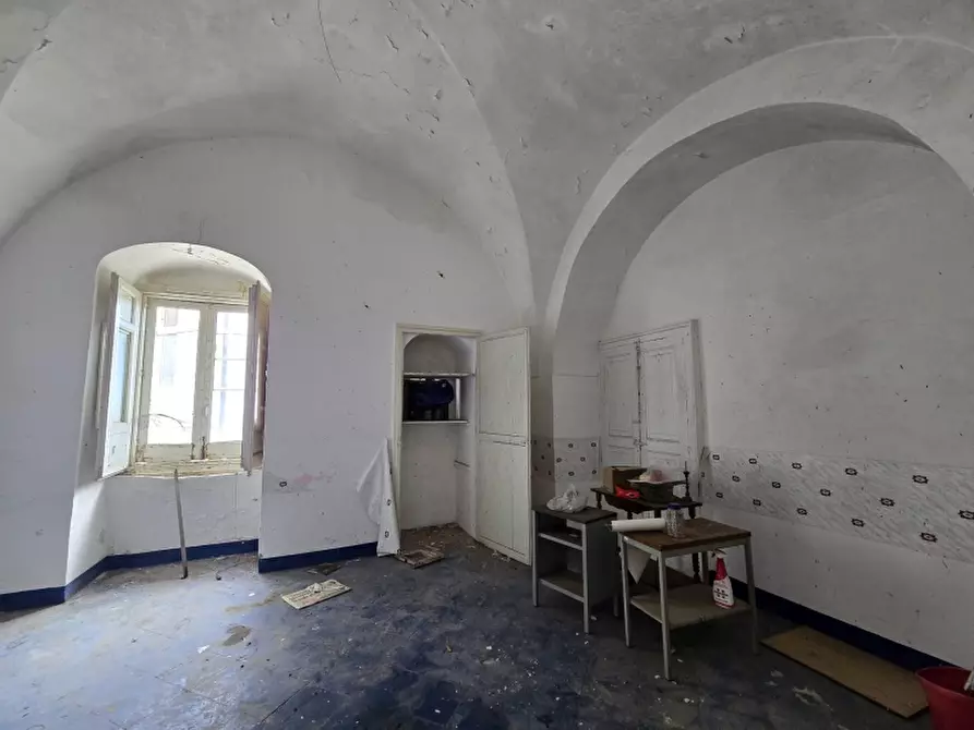 Immagine 19 di Casa indipendente in vendita  a Miglionico