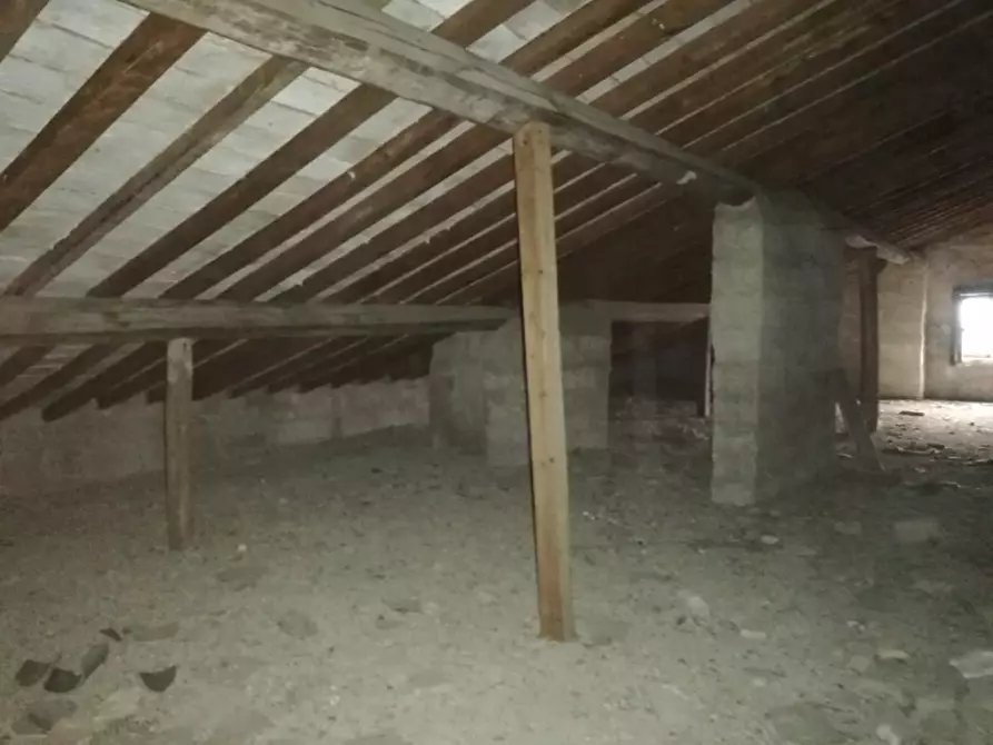 Immagine 30 di Casa indipendente in vendita  a Miglionico