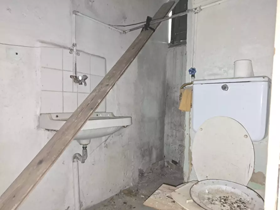 Immagine 12 di Casa indipendente in vendita  a Miglionico