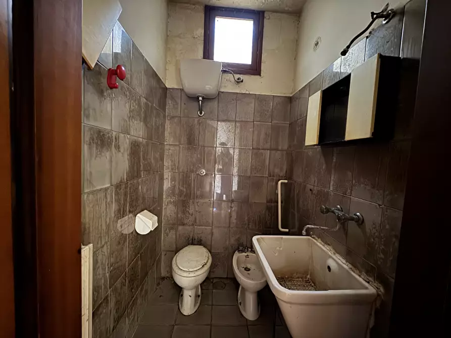 Immagine 14 di Appartamento in vendita  a Lequile