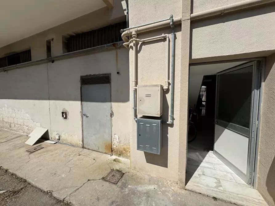 Immagine 22 di Appartamento in vendita  a Lequile