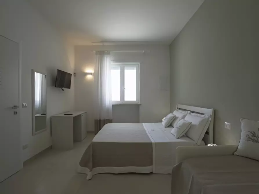 Immagine 12 di Villetta a schiera in vendita  a Porto Cesareo