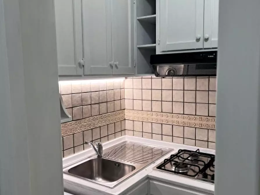 Immagine 7 di Appartamento in affitto  a Lecce