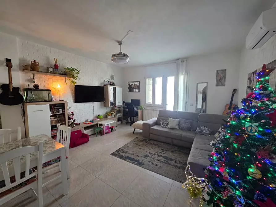 Immagine 2 di Casa indipendente in vendita  a Ruffano