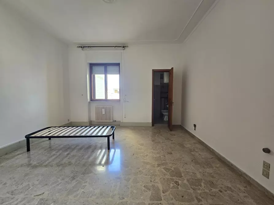 Immagine 11 di Appartamento in vendita  in Via Cesare Battisti 45 a Lecce