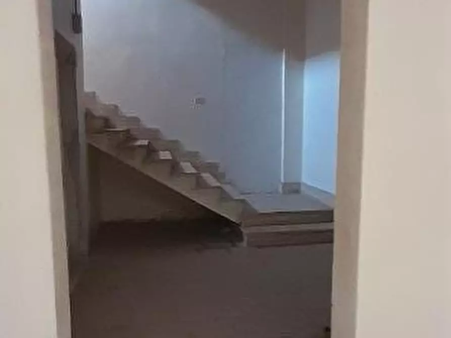 Immagine 19 di Magazzino in vendita  in Via Buccarelli 20 a Lecce