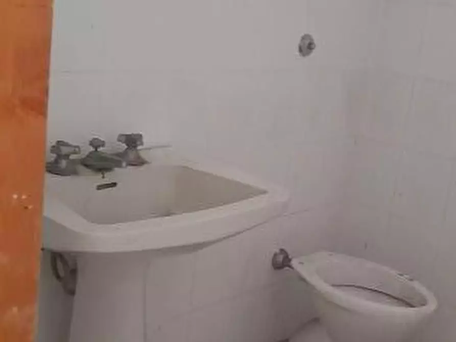 Immagine 24 di Magazzino in vendita  in Via Buccarelli 20 a Lecce