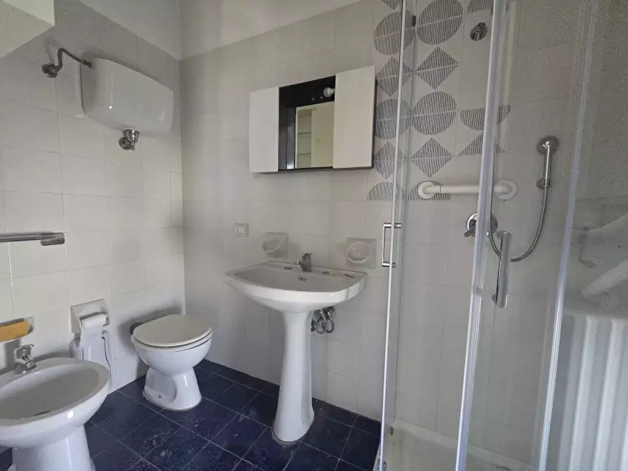 Immagine 21 di Appartamento in vendita  a Lecce