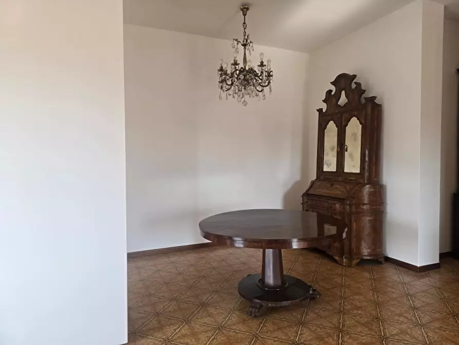 Immagine 11 di Appartamento in vendita  a Lecce