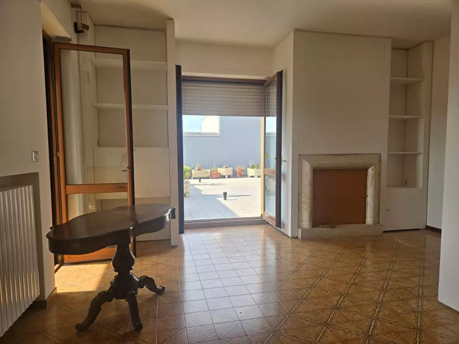 Immagine 13 di Appartamento in vendita  a Lecce