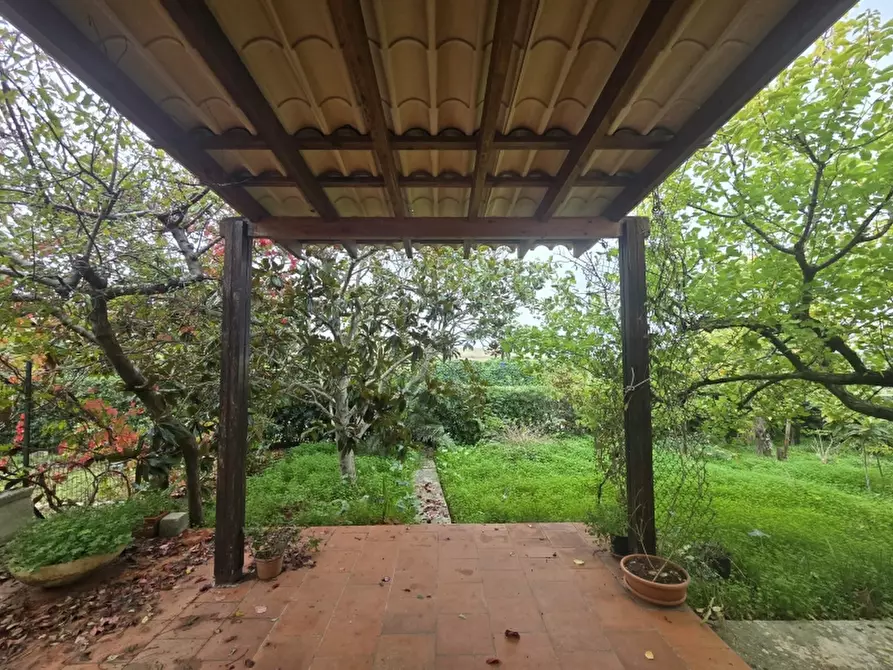 Immagine 32 di Villa in vendita  a Lecce