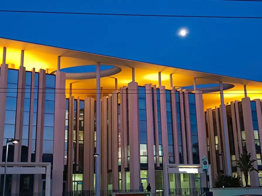 Immagine 2 di Ufficio in affitto  a Lecce