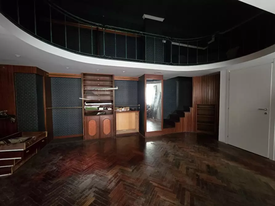 Immagine 6 di Locale commerciale in affitto  in Via Dei Mocenigo 8 10 a Lecce