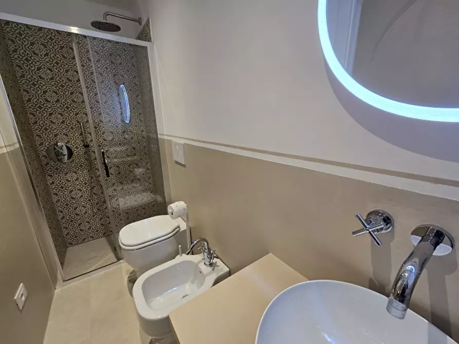 Immagine 14 di Appartamento in affitto  a Lecce