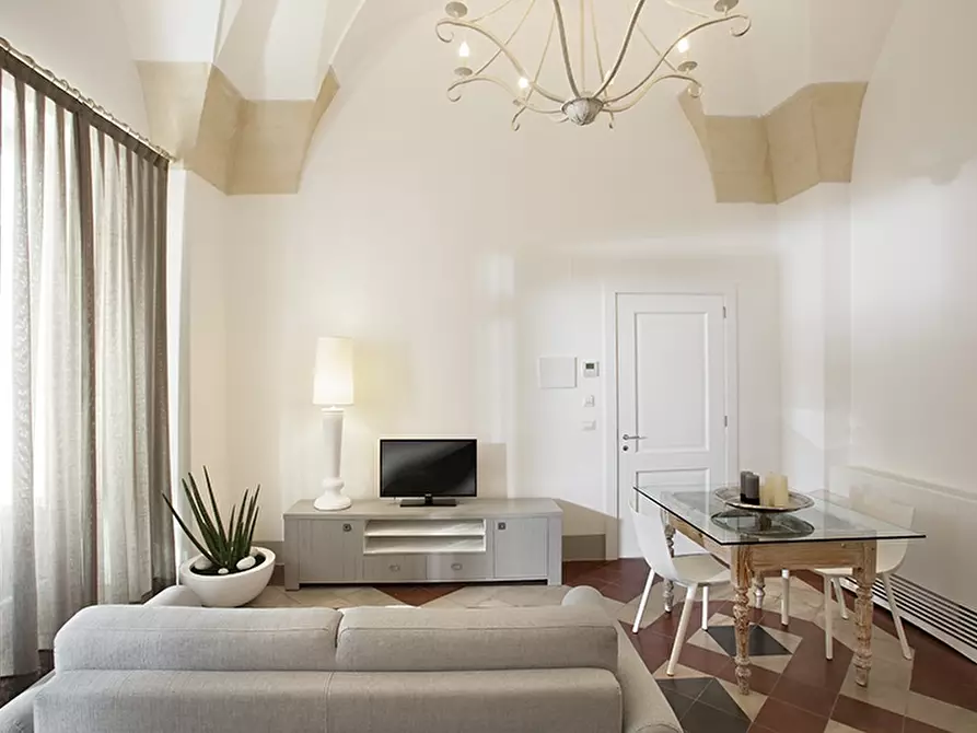 Immagine 7 di Palazzo in vendita  in Piazzetta dei Peruzzi a Lecce