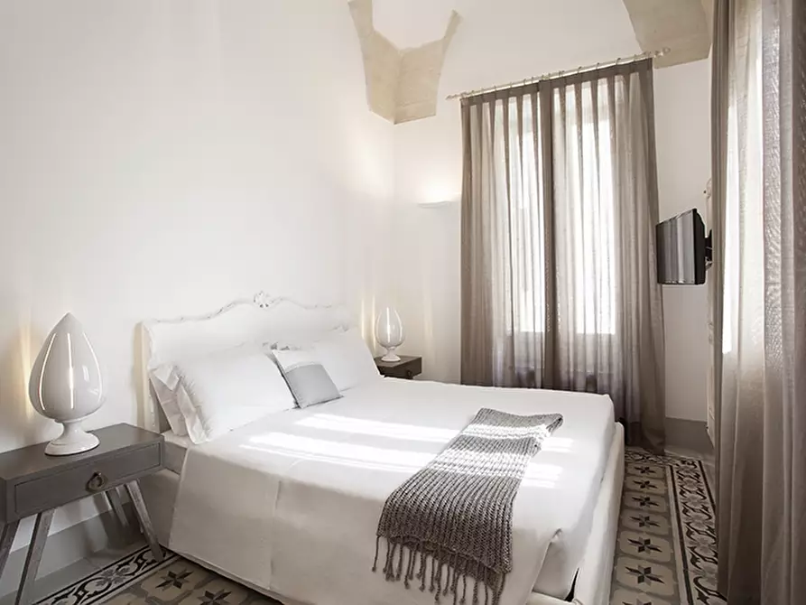 Immagine 5 di Palazzo in vendita  in Piazzetta dei Peruzzi a Lecce