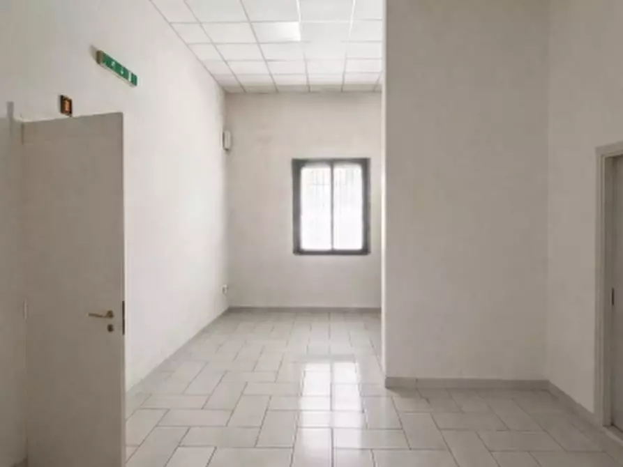 Immagine 5 di Capannone industriale in vendita  in Zona Industriale a Lecce