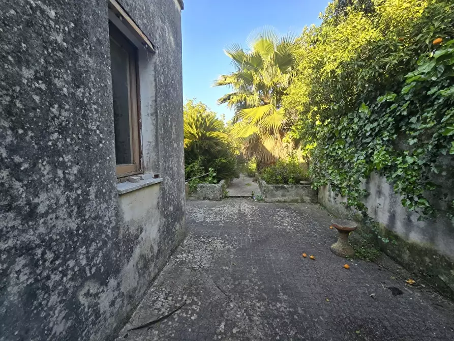 Immagine 18 di Casa indipendente in vendita  a Lecce