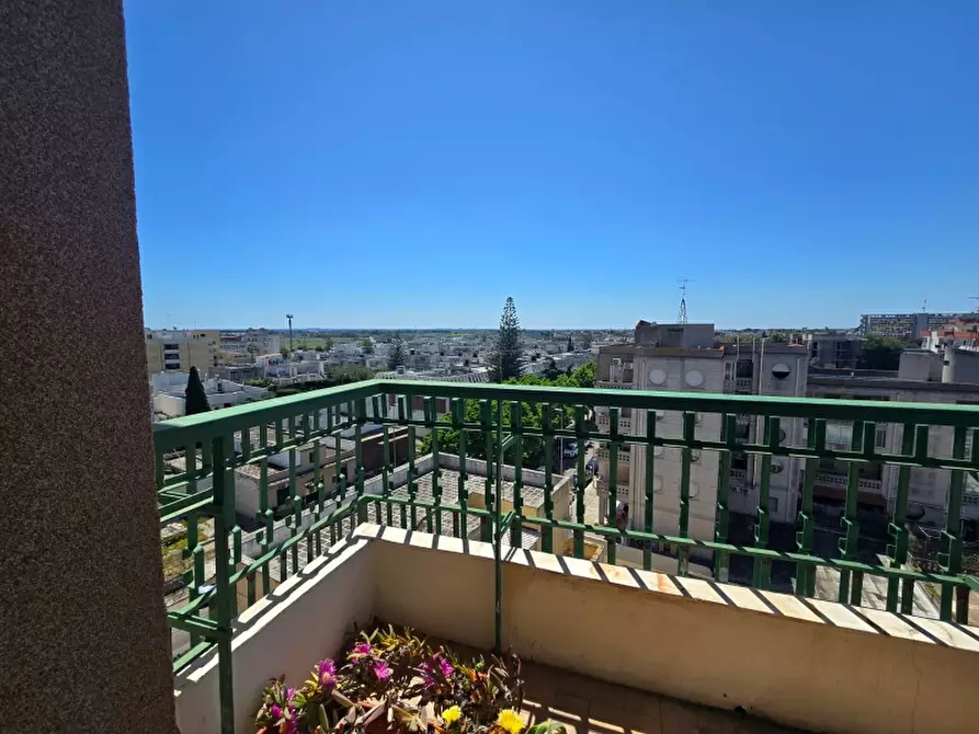 Immagine 13 di Appartamento in affitto  in Via Merine 21/C a Lecce